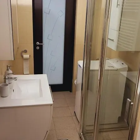Imob Bibi House Apartment Bucharest